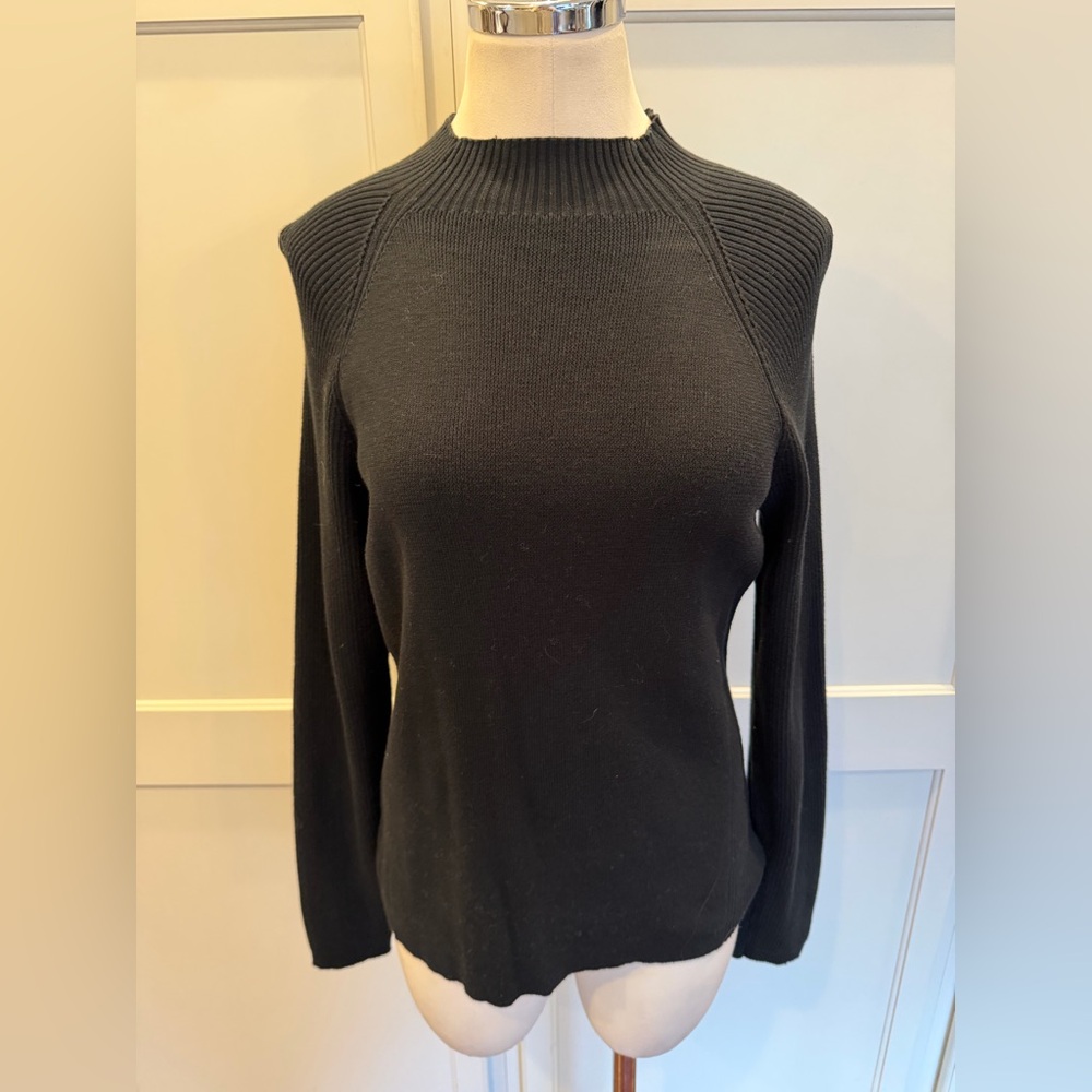 Readily Classic Black Women's Sweater